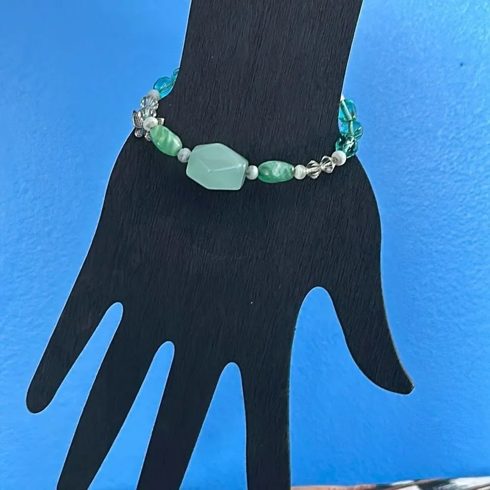 Handmade Beaded Bracelet – Green White Beads, Silver Tone Flower, Toggle Clasp